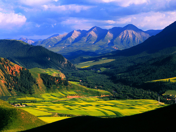 卓尔山风景区旅游景点风景